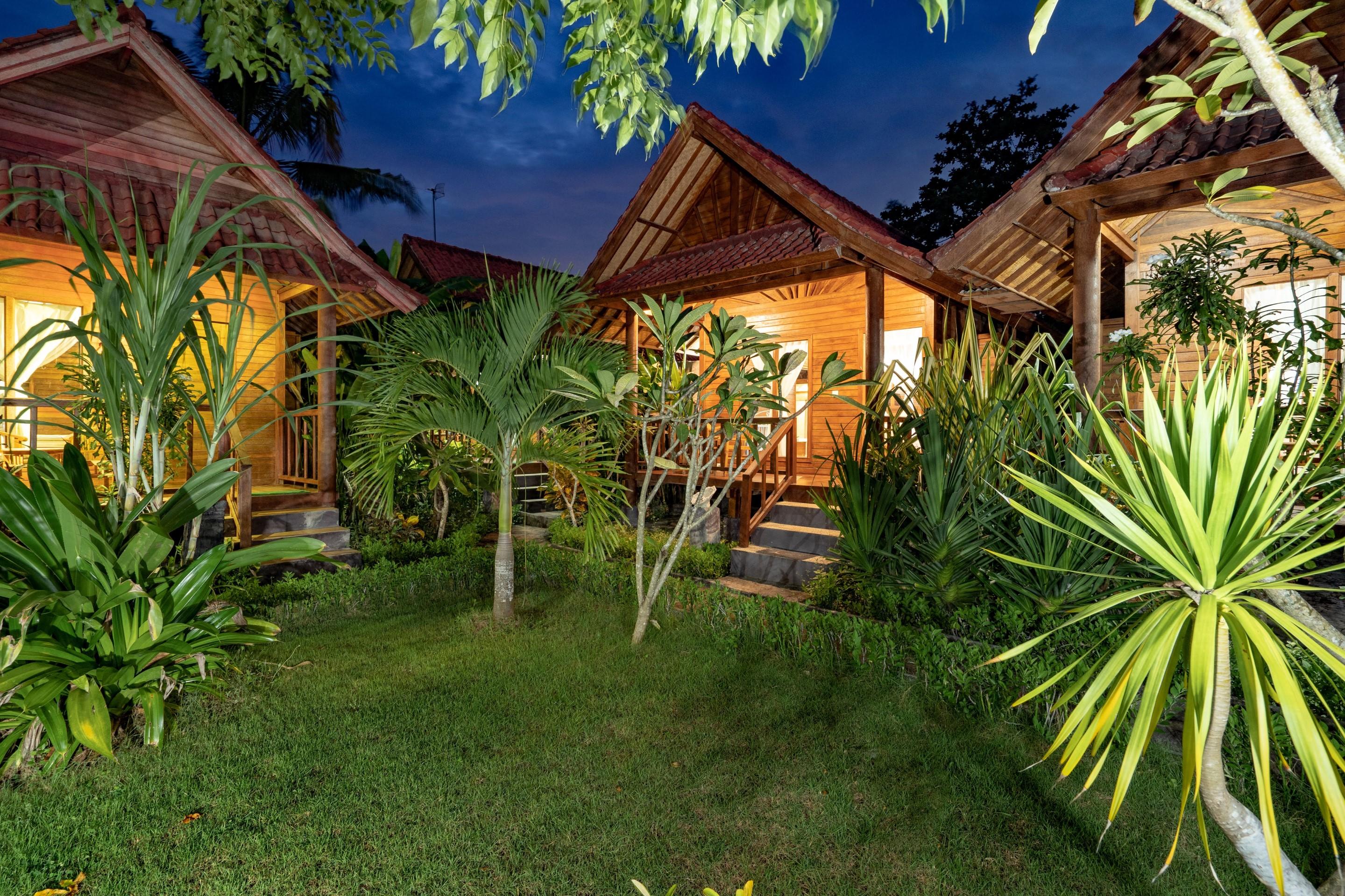 Dream Beach Inn นูซาเลมโบงัน ภายนอก รูปภาพ