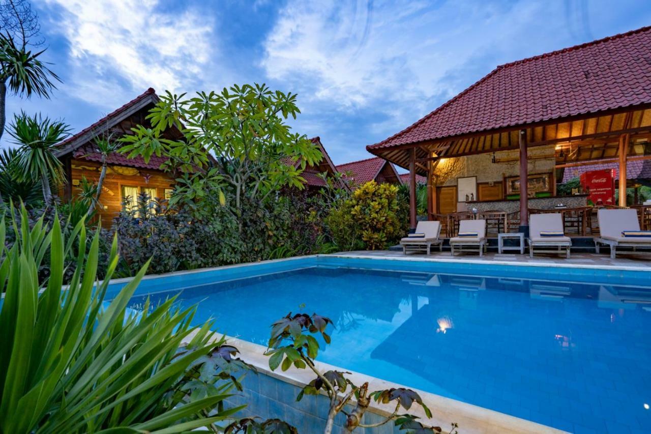 Dream Beach Inn นูซาเลมโบงัน ภายนอก รูปภาพ