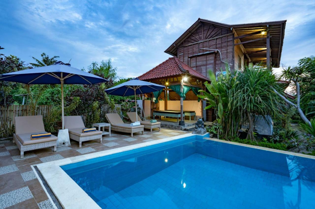 Dream Beach Inn นูซาเลมโบงัน ภายนอก รูปภาพ