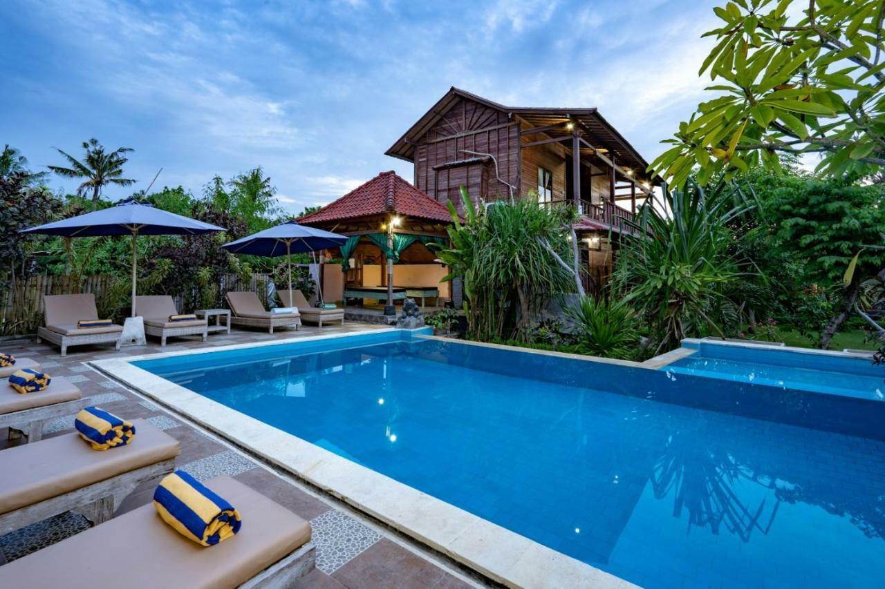 Dream Beach Inn นูซาเลมโบงัน ภายนอก รูปภาพ