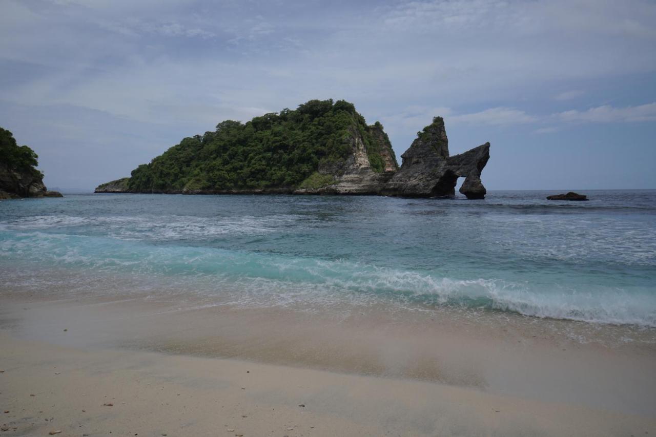 Dream Beach Inn นูซาเลมโบงัน ภายนอก รูปภาพ